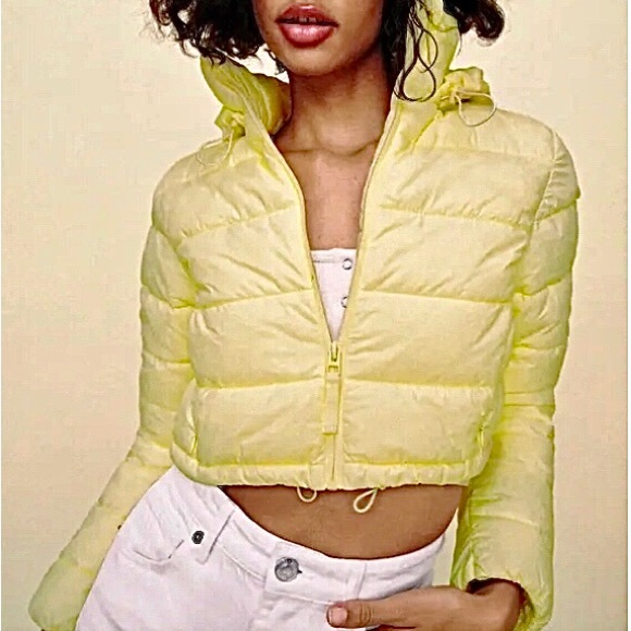 Zara Jackets & Blazers - ZARA cropped hooded puffer jacket